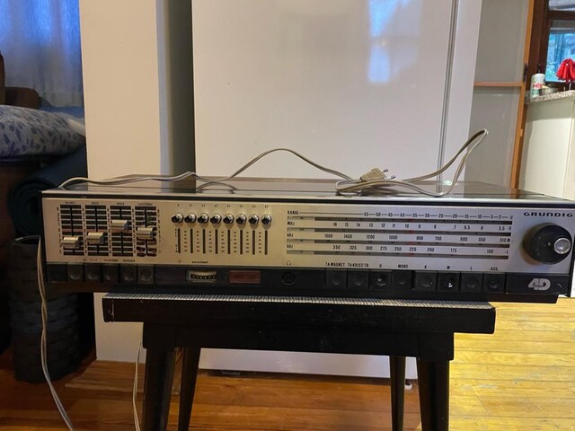 Antika Radyo Grundig