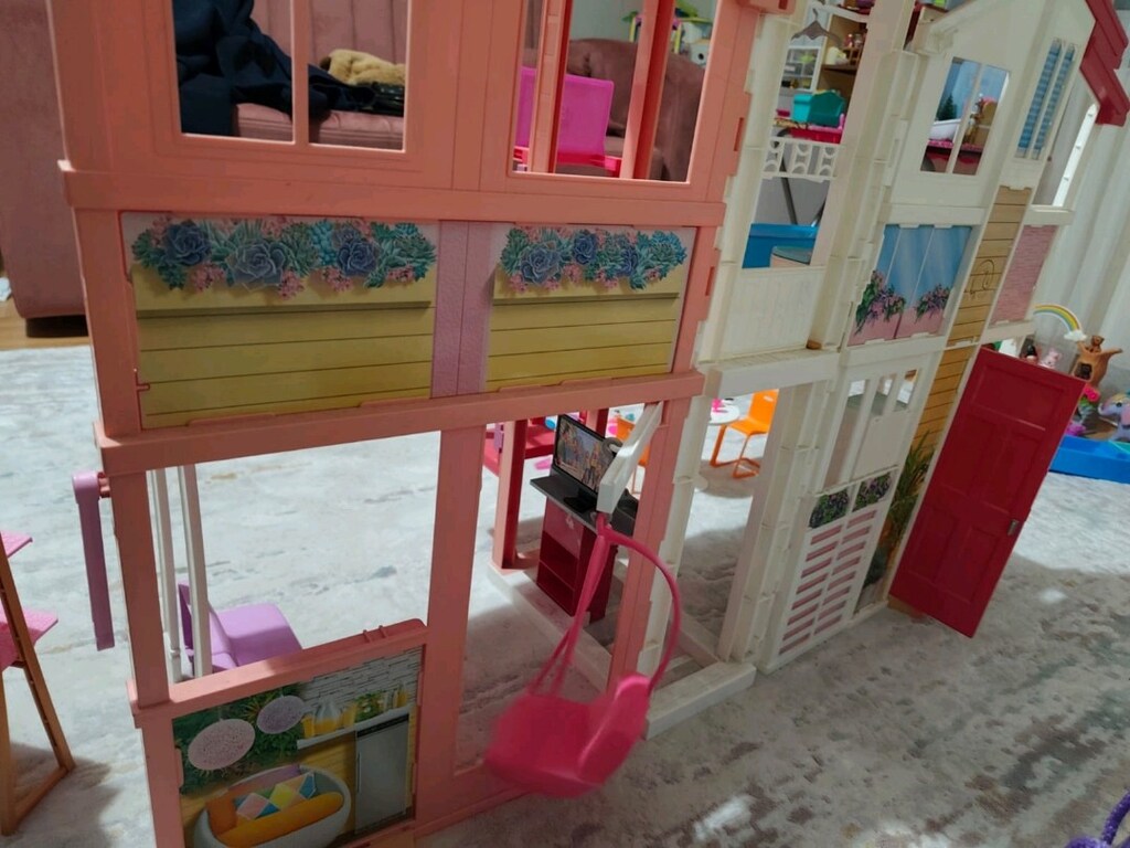 Barbie'nin Muhteşem Malibu evi - 16