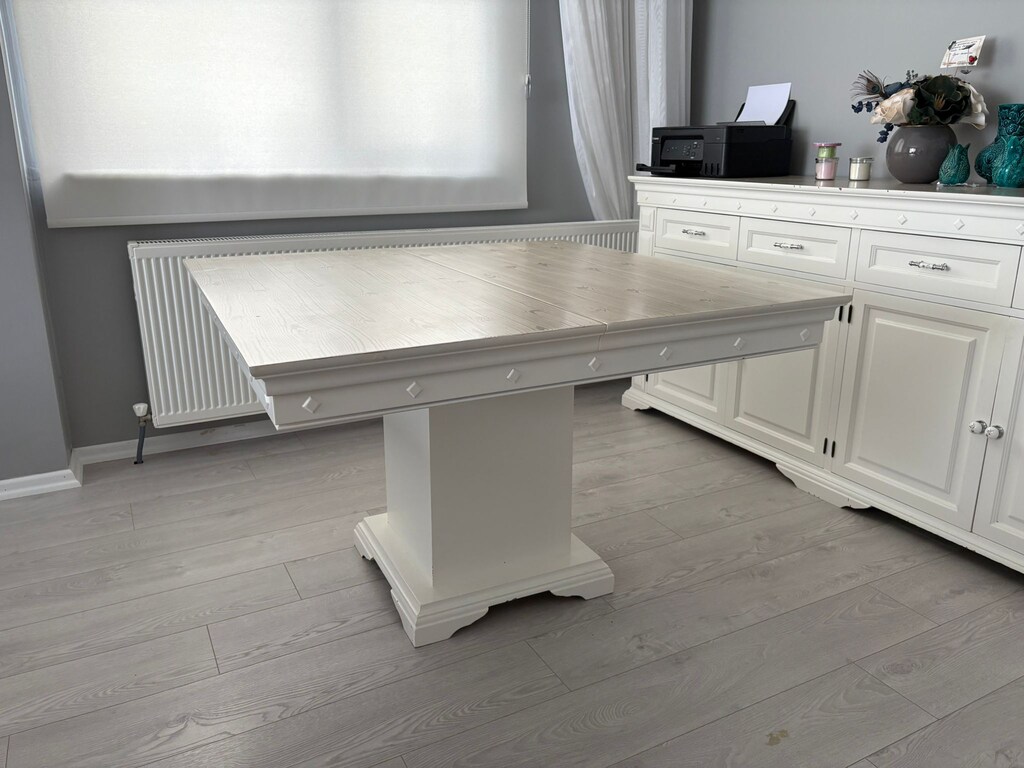 Beyaz açılabilir yemek masası + 6 sandalye + beyaz konsol - 4