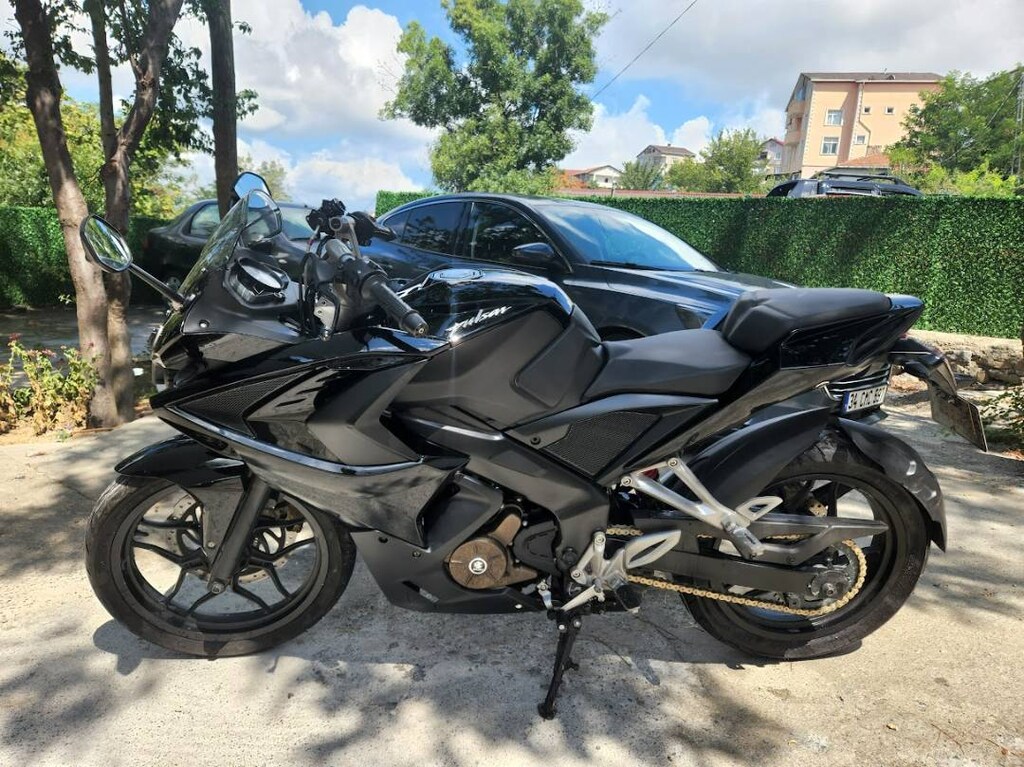 Terrrrrtemiz Pulsar RS200 kapali garaj motoru - 4