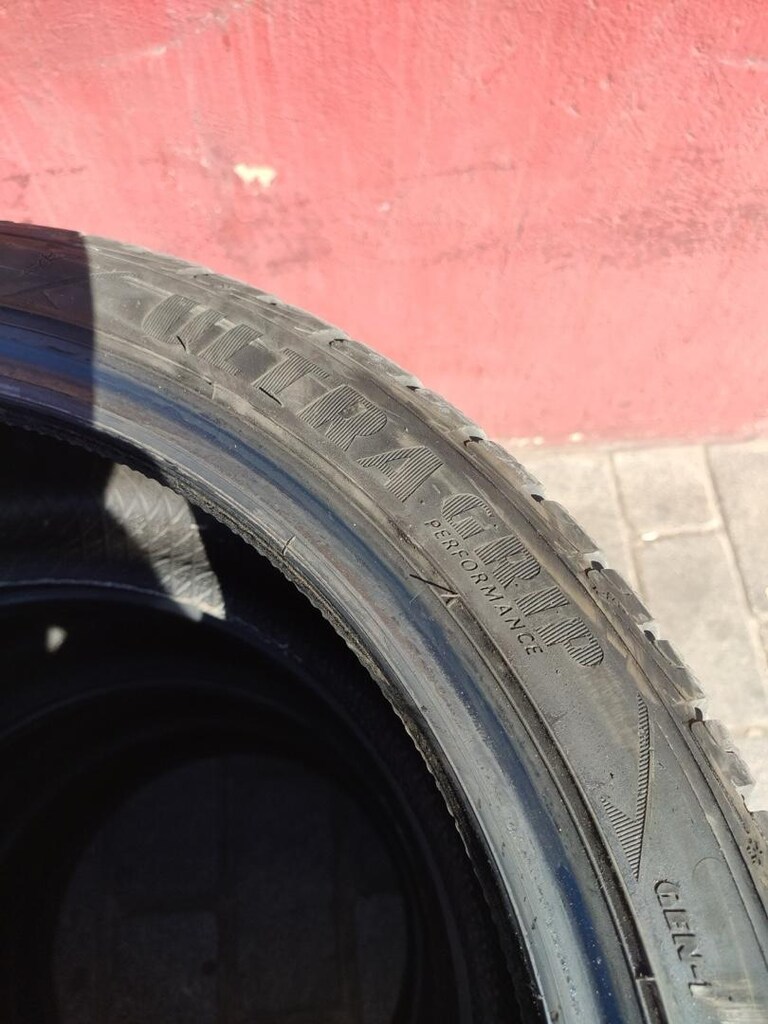 GOODYEAR ULTRA GRIP 235 40 18 KIŞ LASTİĞİ - 3