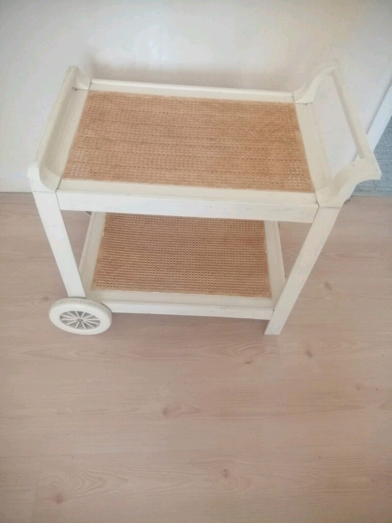 ahşap servis arabası