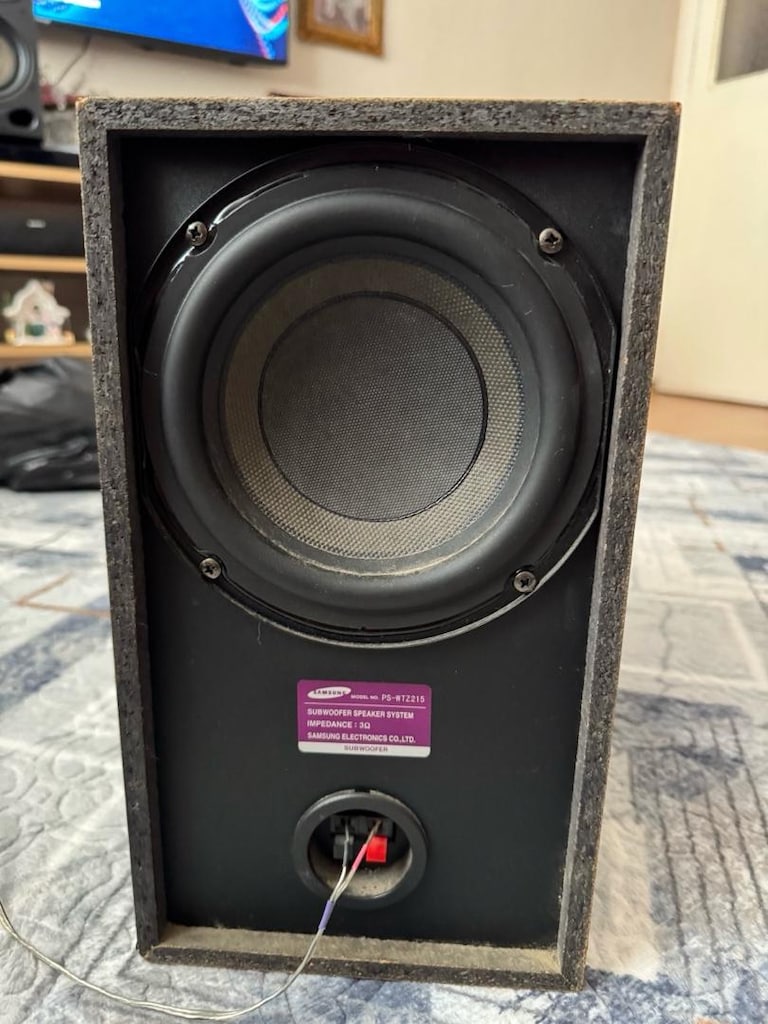 Samsung PS-WTZ215 Pasif Subwoofer - 2