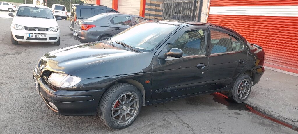 motoru yapılmış megan 1 - 4