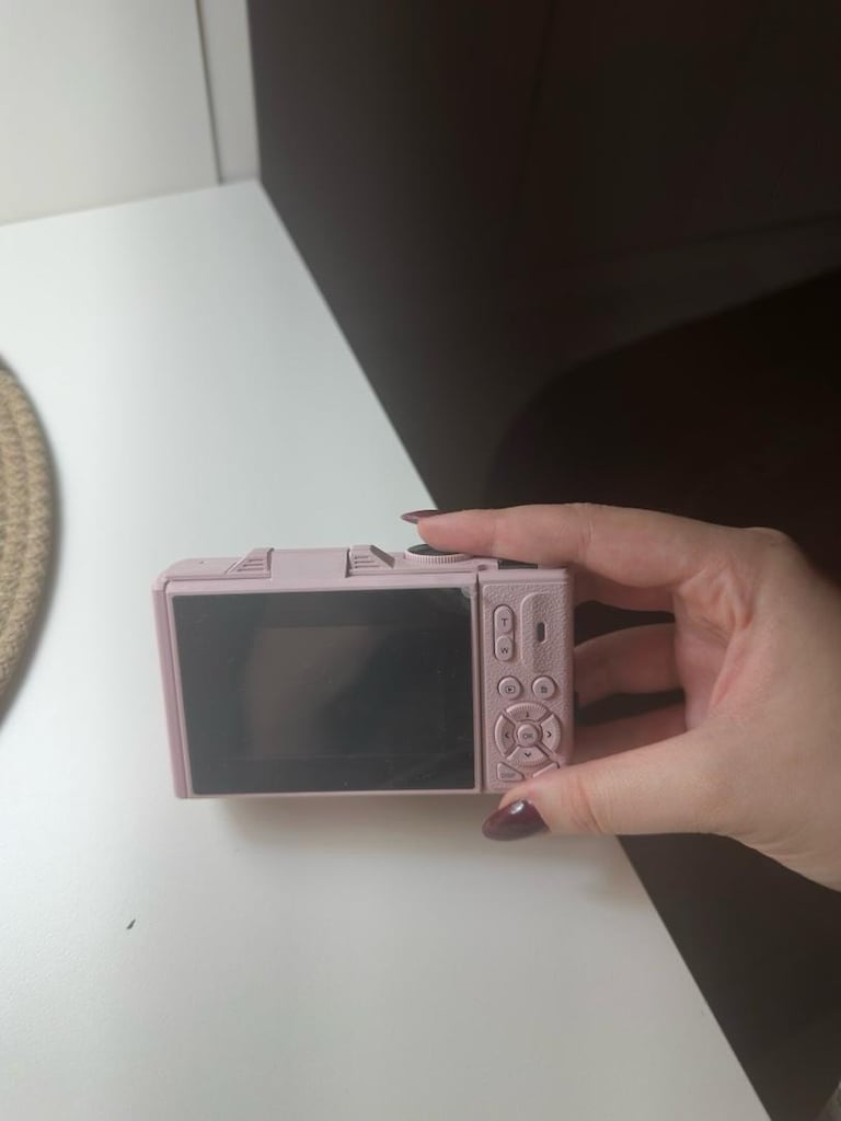 Retro pembe kamera - 2