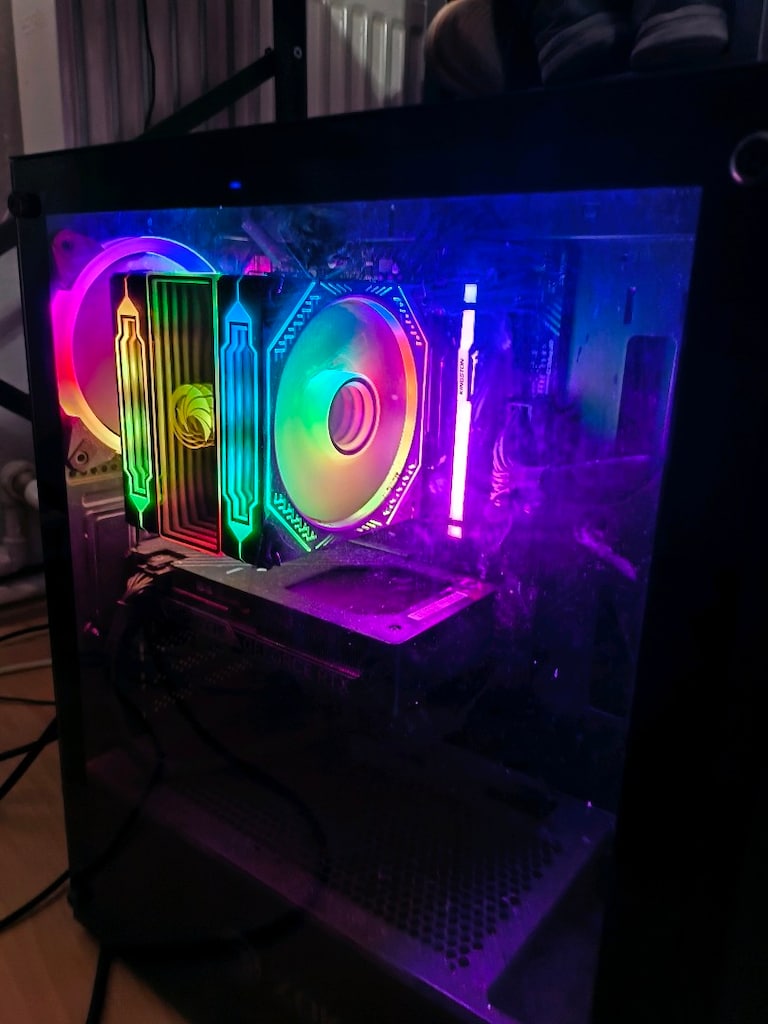 Tam Set Oyuncu PC | RTX 5060 + R5 7600 + RGB Kule Soğutucu