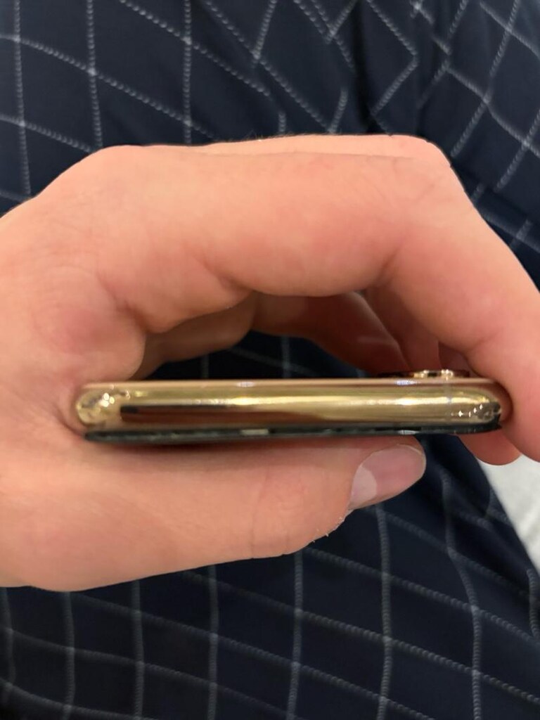 iphone xs - 4