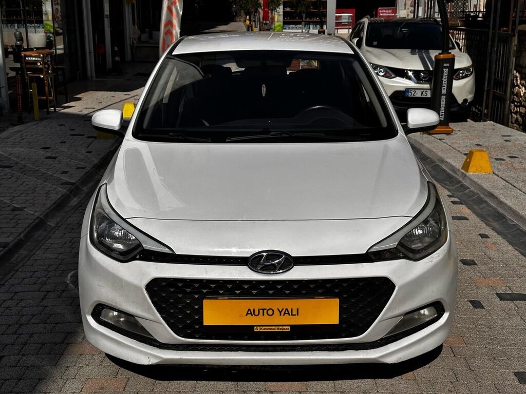 HYUNDAİ İ20 HATASIZ AYARDA 3PARÇA BOYALI - 2