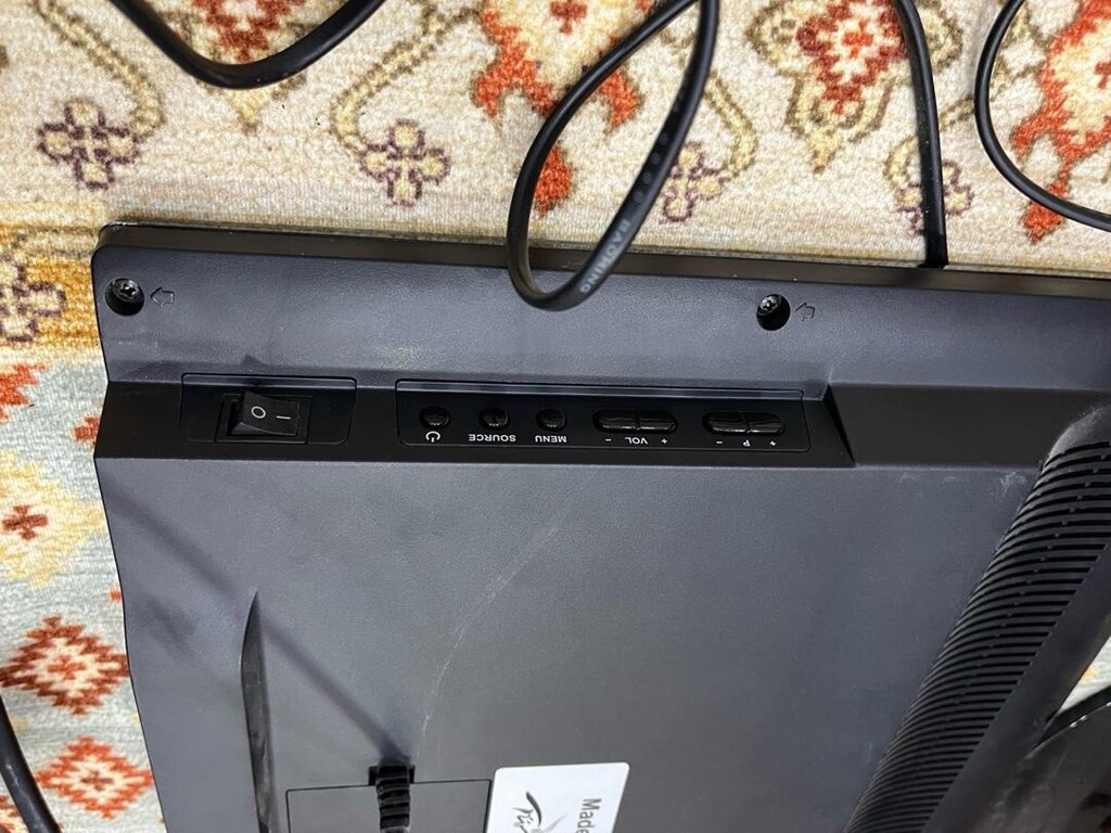 NEXT Y -2411 LED TV - 4