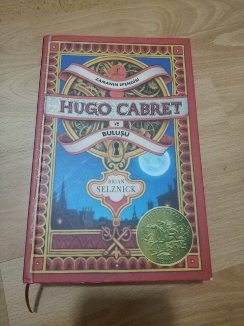 HUGO CABRET VE BULUŞU KİTABI