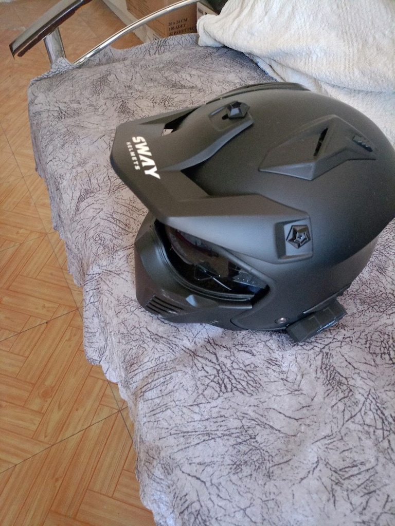 fazla kullanılmayan kask yeni intercom
