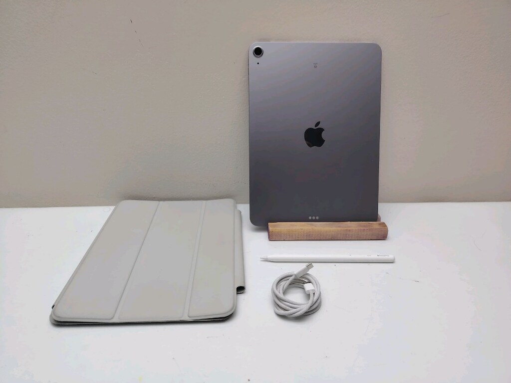 İPAD AİR M3 --11 İNC - - 256GB - - PİL DEVRİ 71 PENCİL PRO - 4