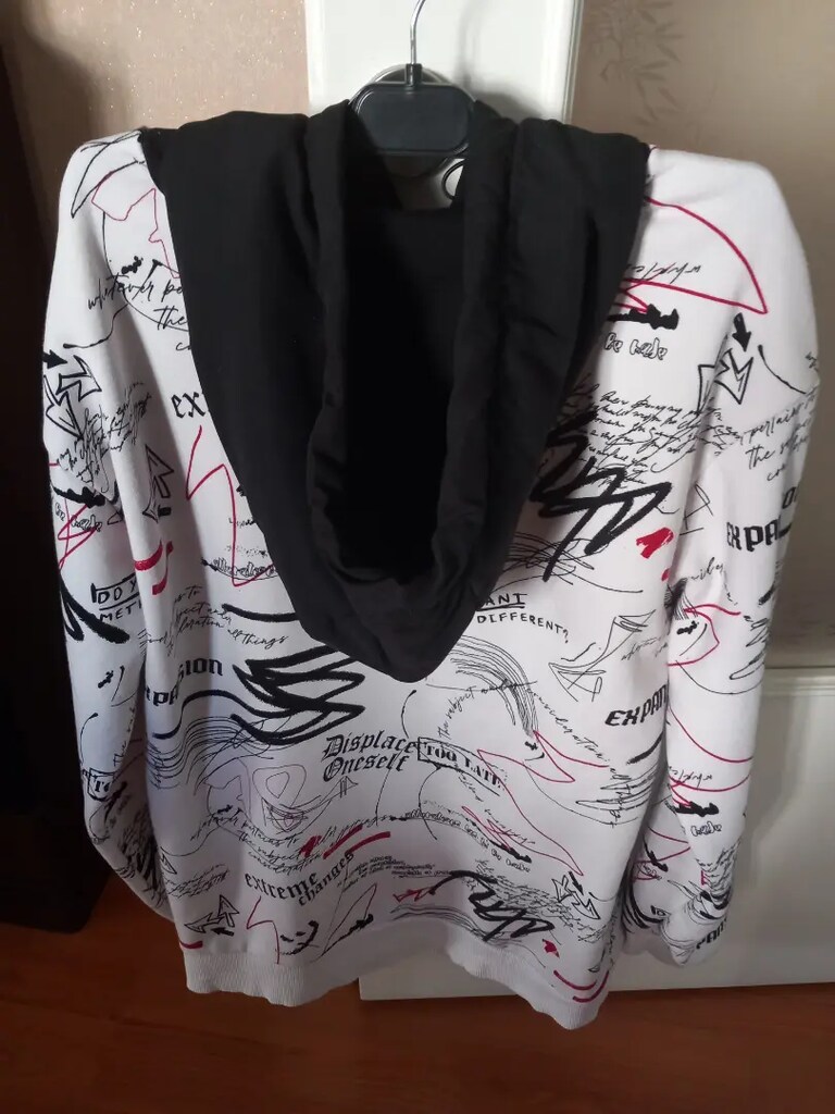 Sweatshirt - 3