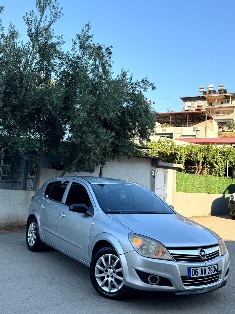 Opel Astra h - 11
