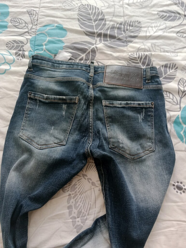 DSQUARED2 - 8