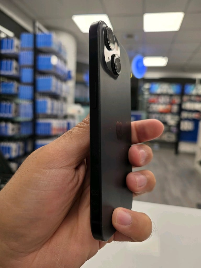 iPhone 15 256 Gb/Pil 89/Kasım 2026 Garanti - 2