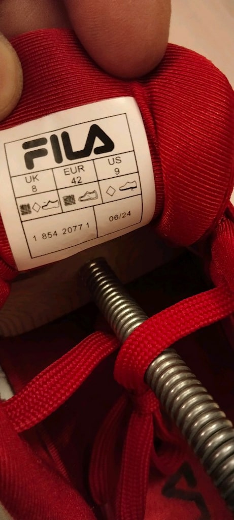 FİLA SPOR AYAKKABI 42 NO - 9