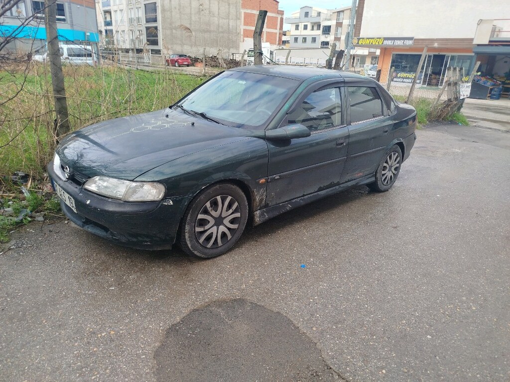 Opel Vectra 16v 16gl - 2