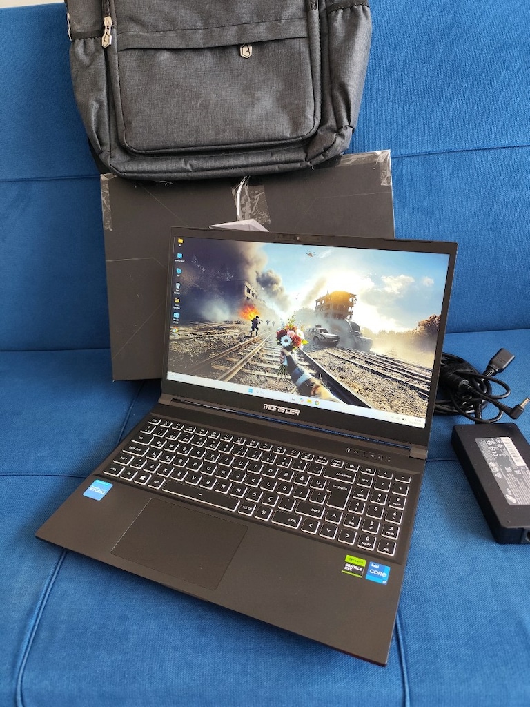 MONSTER ABRA OYUN ÇİZİM LAPTOP - İ7 13700H + RTX 4050 + 16 GB + SSD - 2