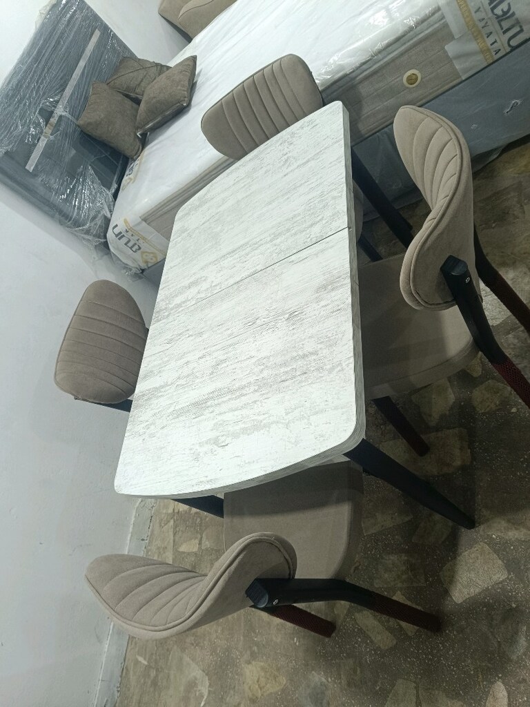 4 kişilik yemek masası takımı - 4