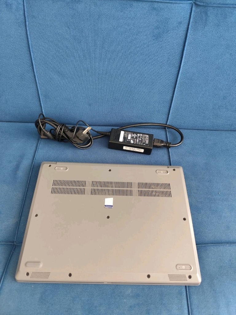 Lenovo Leptop - İ5 10.Nesil / 8 GB Ram / 256 GB M2 SSD - 6