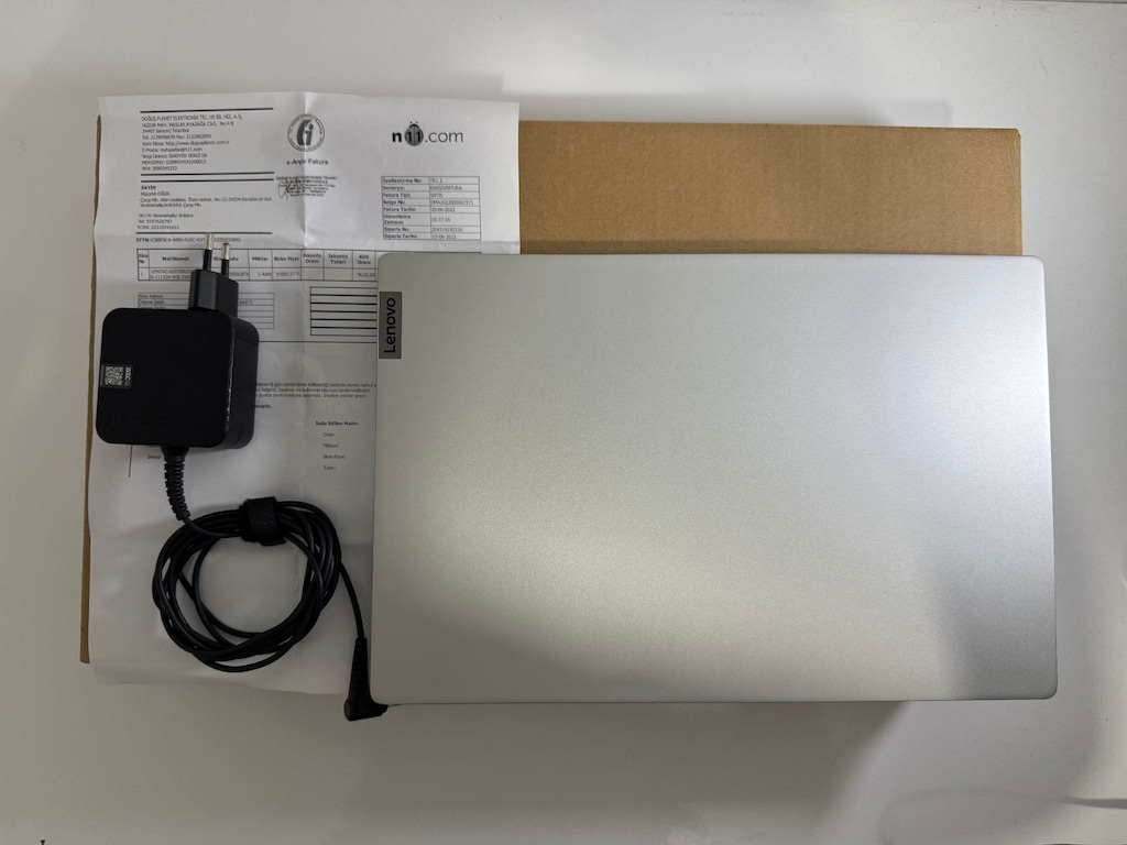 Çok Az Kullanılmış Lenovo i3 11.Nesil | 256GB SSD - 7