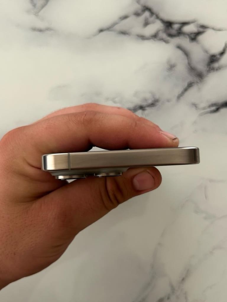 İphone 16 Pro Max - 6