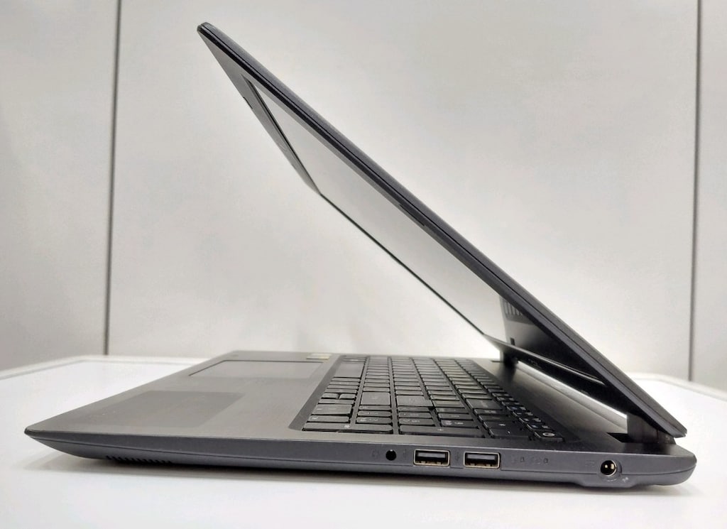 TERTEMİZ ACER 8. NESİL SSDLİ FHD LAPTOP! - 5