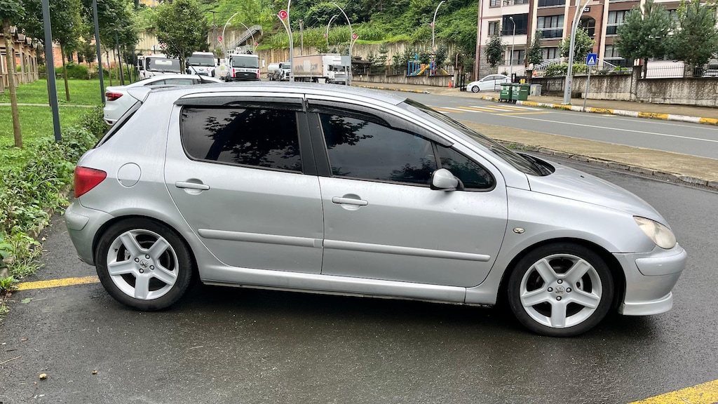 YAKIT CİMRİSİ PEUGEOT 307 1.4 XR - 9