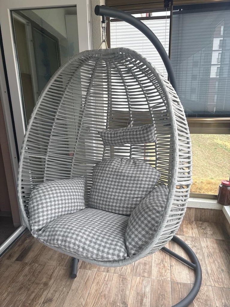 Armut Balkon Salıncağı