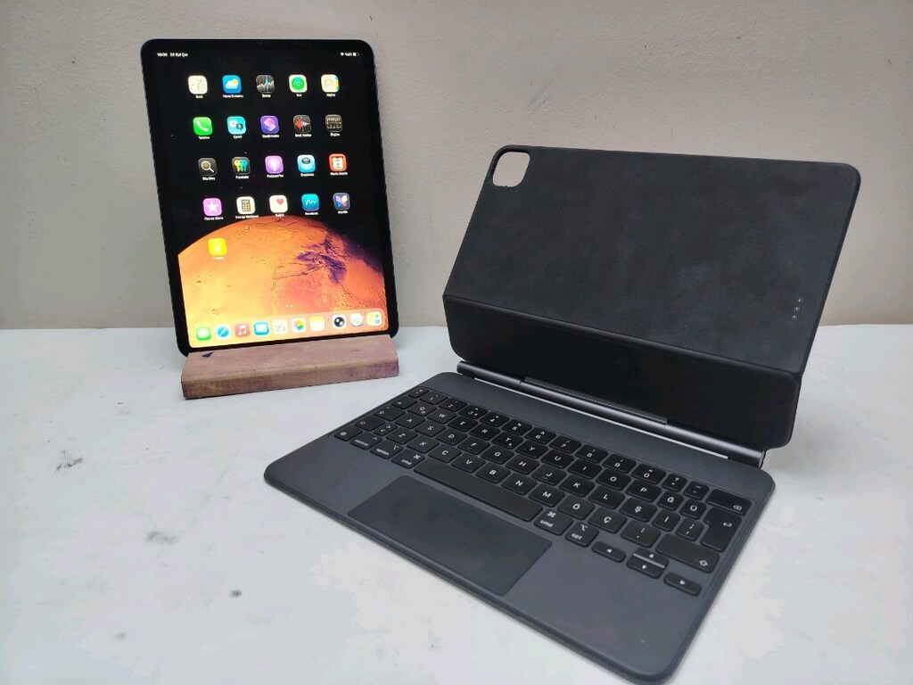 İPAD PRO 3.NESİL M1 ÇİP ORJİNAL KLAVYE Lİ - 3
