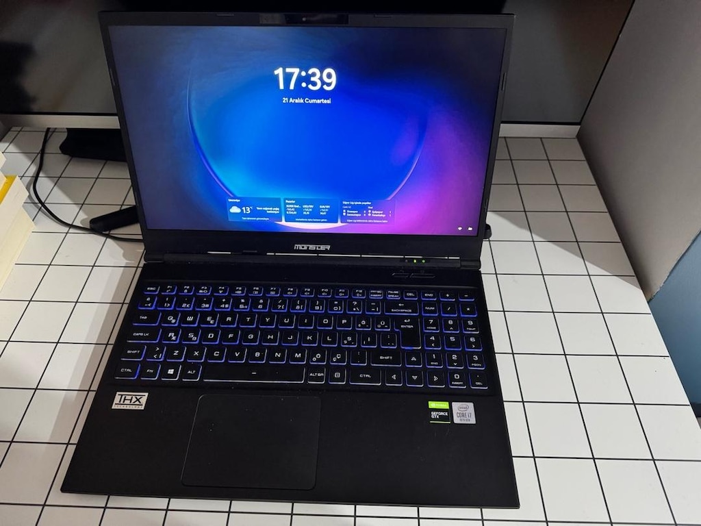 monster notebook