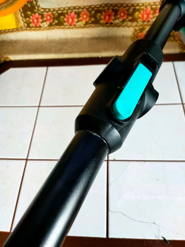 Fakir Bolt X Plus 8472 Dikey Şarjlı Süpürge borusu sorunsuz çalışmakta - 10
