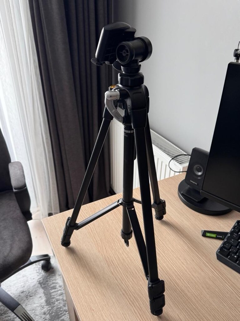 VANGUARD MG-3 Metal Tripod - 2