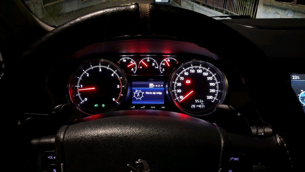 Peugeot 508 2.0 Allure dizel - 13
