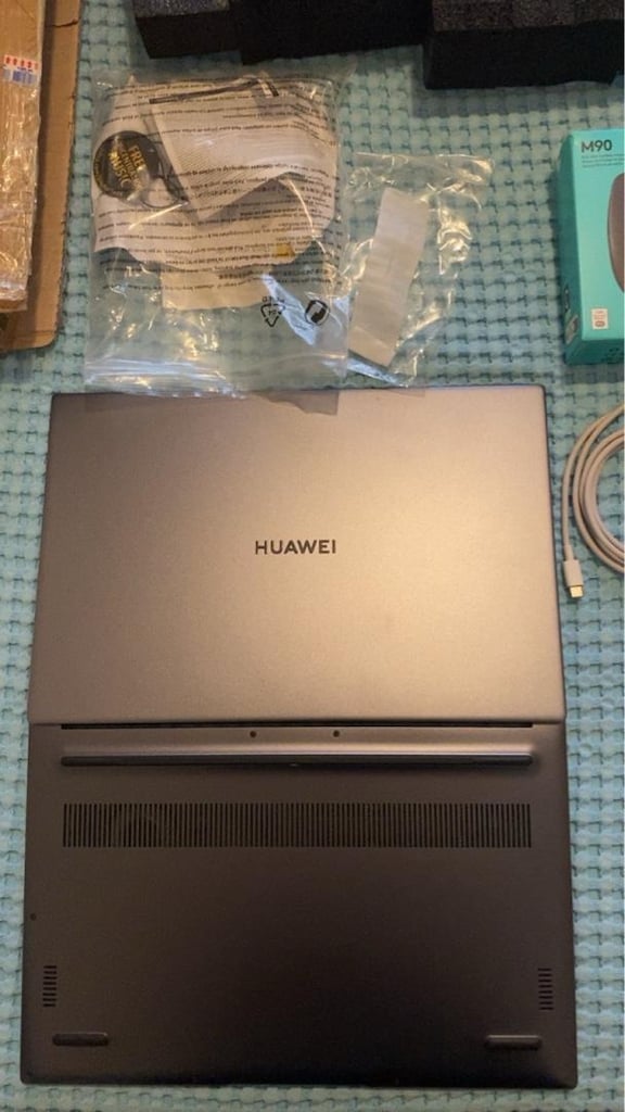 Huawei notebook 10210U - 7