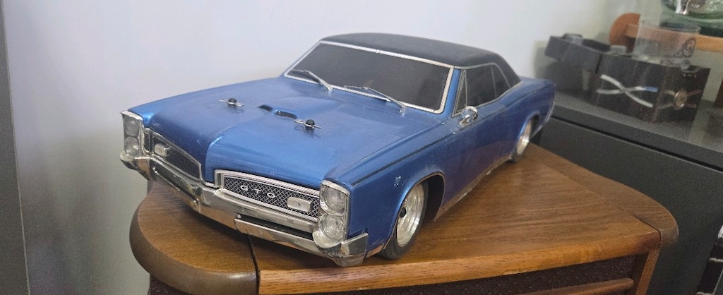 RC CAR 1967 PONTIAC GTO TYROL BLUE - 9