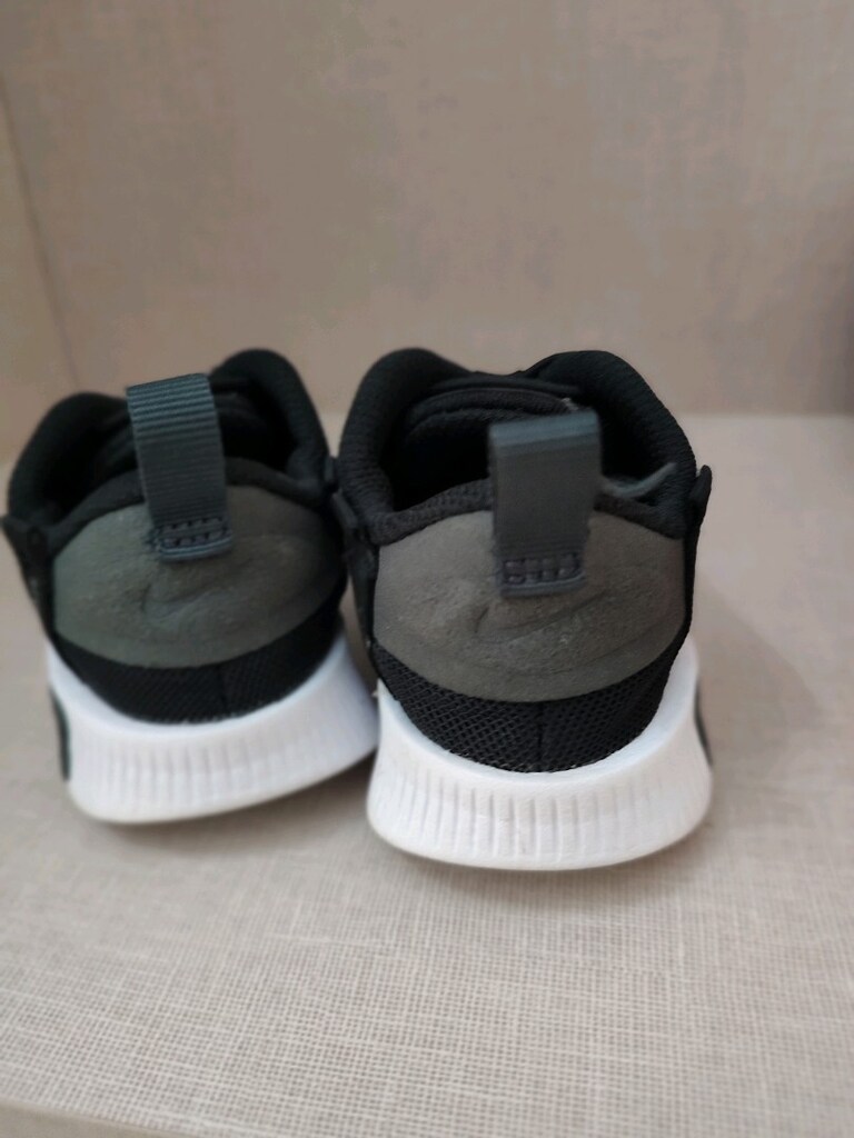 nike çocuk ayakkabı 23.5 numara - 3