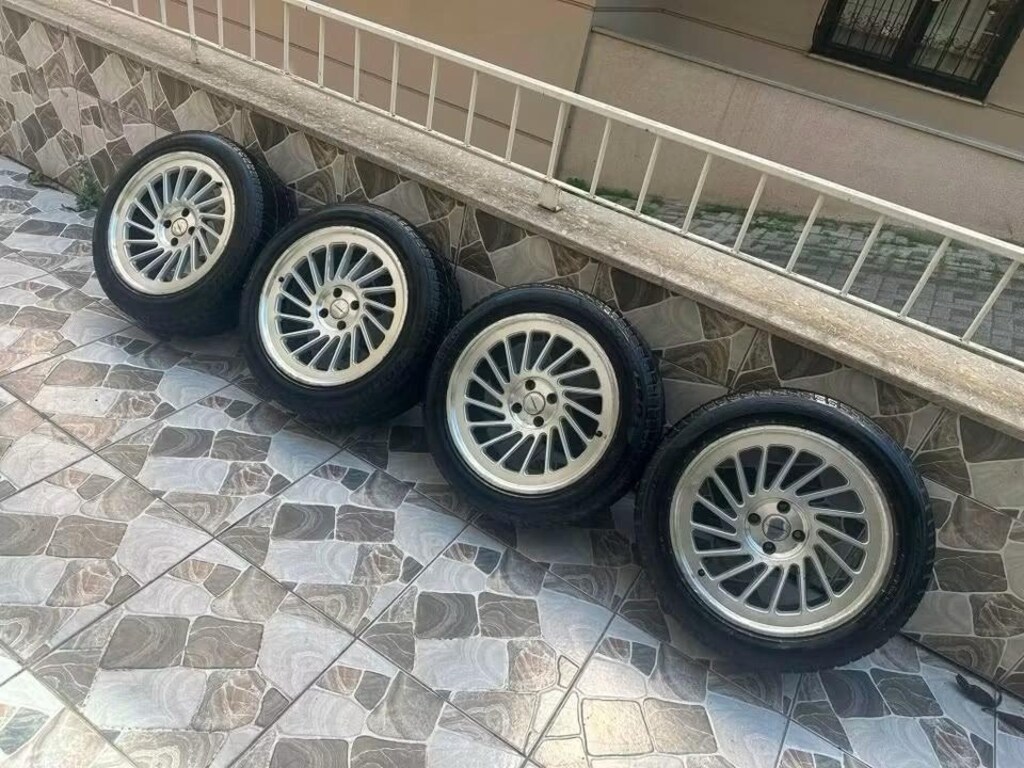Cumaya bu fiyata VOSSEN JANT LASTİK TAKIMI PRELLİ 215 55 17 BIJN 4X100 - 4