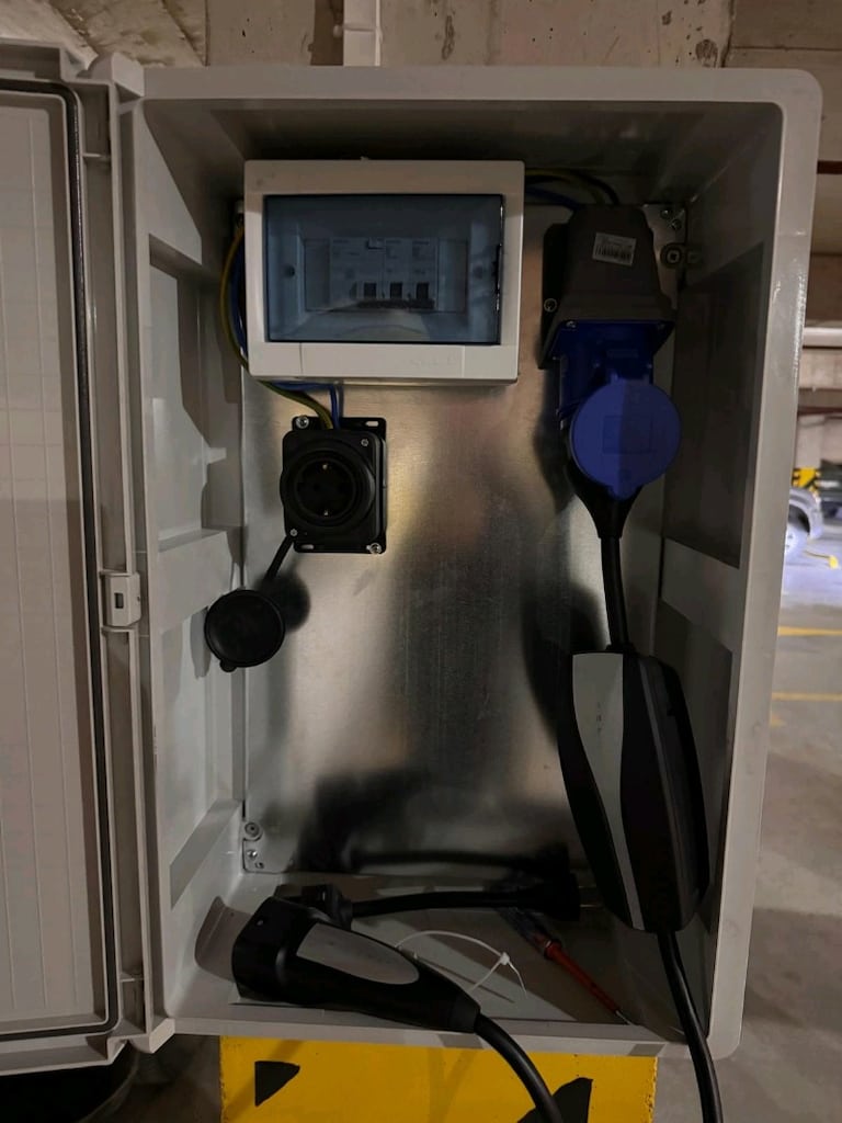 sıfır elektrikli araç 220V 7.4 kw kombinasyon kutu panosu