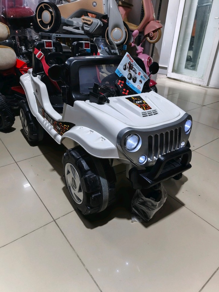 (AnkaCar çocuk oto galeri)2 KİŞİLİK 3 İLERİ KUMANDALI AKÜLÜ ARABA - 4