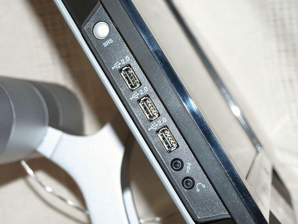 Asus PG221 22" İnç LCD Power Bass Monitor - 4