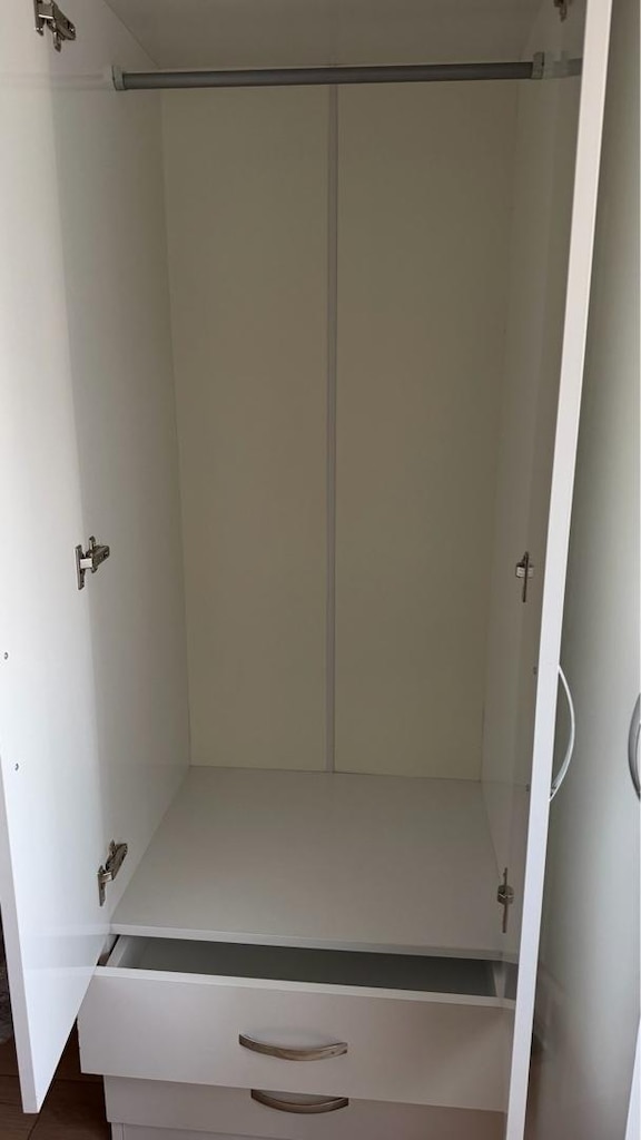 4 Kapılı Gardırop - 6