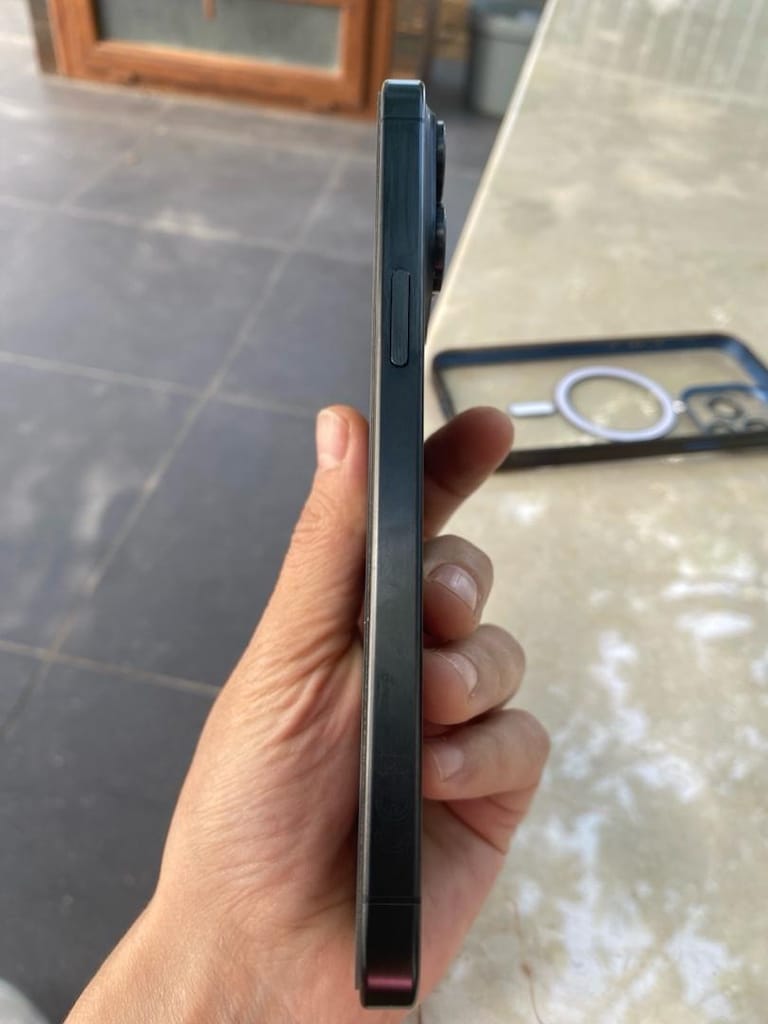 iPHONE 15 PRO MAX 256 gb - 6