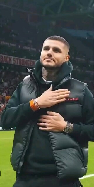 Prada yelek