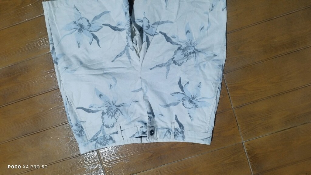 #Zara bermuda pantolon..Belden az daraltılmıştır..Bu tip çokça var. - 2