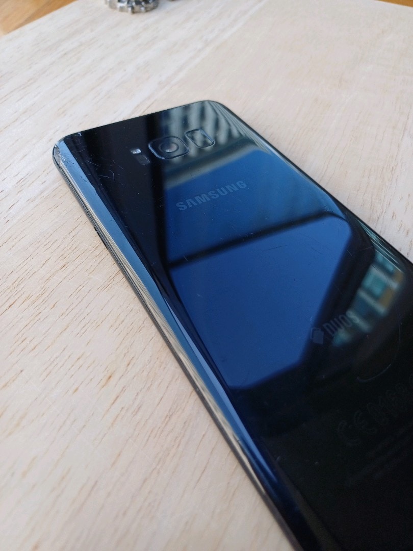 S8 PLUS - 8