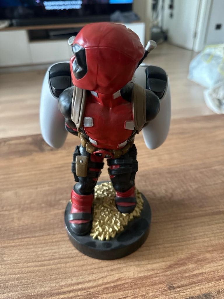 Deadpool PS5 Kol Tutucu - 5