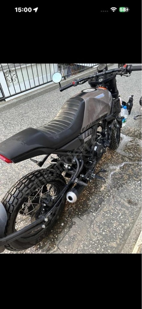 BRİXTON CROSSFİRE 125 / 2500 km de çok temiz garantili acil satılık!!! - 6