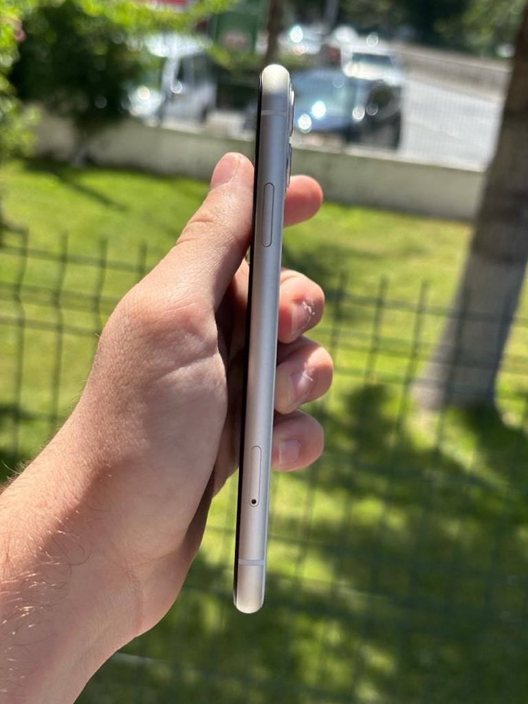 128 GB İPHONE 11 TERTEMİZ SIFIR AYARINDA - 4
